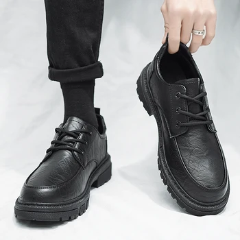 Moška Obutev 2023 Novo Poletje Britanski Black Priložnostne Usnjeni Čevlji za Moške Študenti Poslovnih Veliko Glavo Delo Moda ShoesSummer Črna L